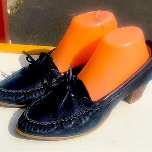 Super-Soft Genuine Leather Upers Women’s Dark Blue Leather Shoes Size 8.5